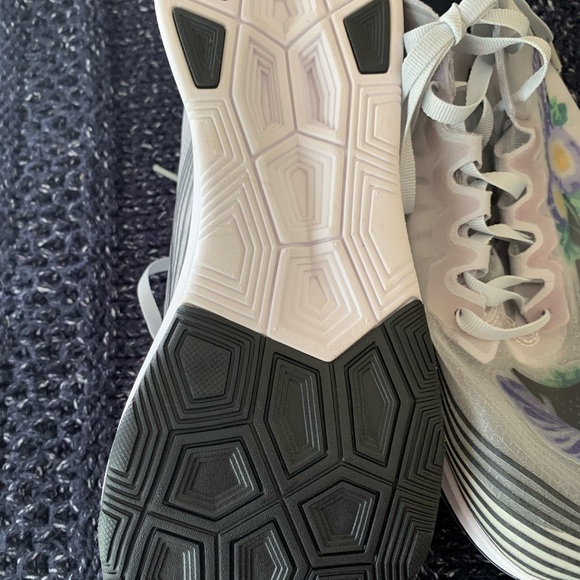 Nike Zoom Fly Pure Platinum Floral size 10 - Picture 3 of 6